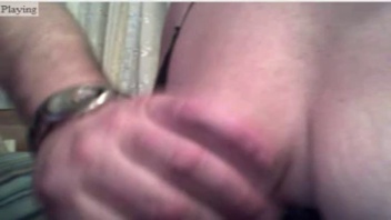 Webcam : Poitrine imposante d'une salope porno