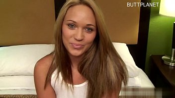 Hardcore-Lesben-Pornovideo mit nuttigem Madchen