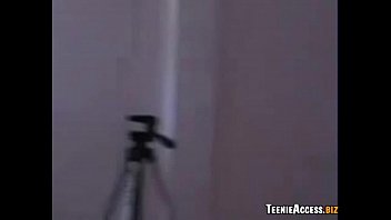 Étudiante Coquine sur Webcam : Une Scène Hard à ne Pas Manquer