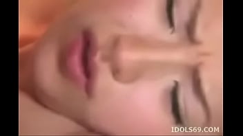 Vidéos pornos de milfs asiatiques en lingerie