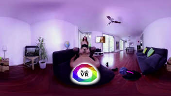La bellissima Stacy Snake in azione virtuale!
