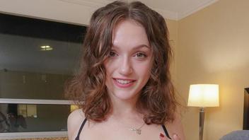 Gracie Gates: a sultry amateur in Karup's videos