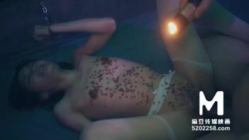 Juego de rol de Femme Fatale: una experiencia X-Treme en video