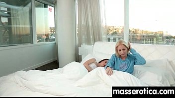 Séance de Sexe Lesbien Hardcore Entre Deux Filles