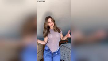 Sophia Viotto: performance sexy e intime