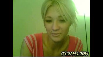 Live-Pornovideo mit asiatischen Amateur-Milfs