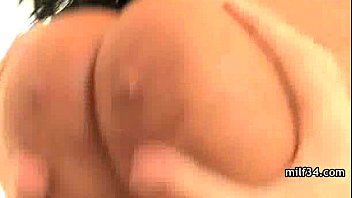 Le milf nere piu sexy hanno l'amore lesbico