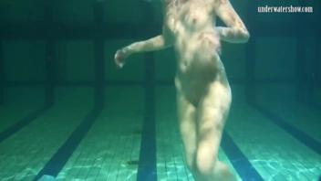 Spettacolo subacqueo: tuffati nel porno hard