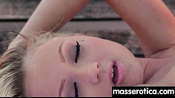 Vidéo porno gratuite de sexe en plein air avec éjaculation faciale