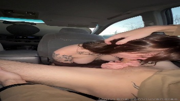 Vidéo porno : le sexe dans une voiture